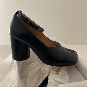Maison Margiela Tabi Patent Leather Heels Black